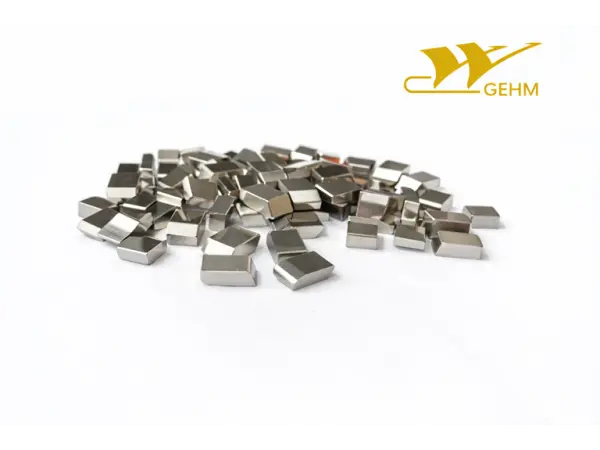 standardowe-i-specjalne-zeby-do-pil-z-weglika-spiekanego-wedlug-rysunku-wykonczone