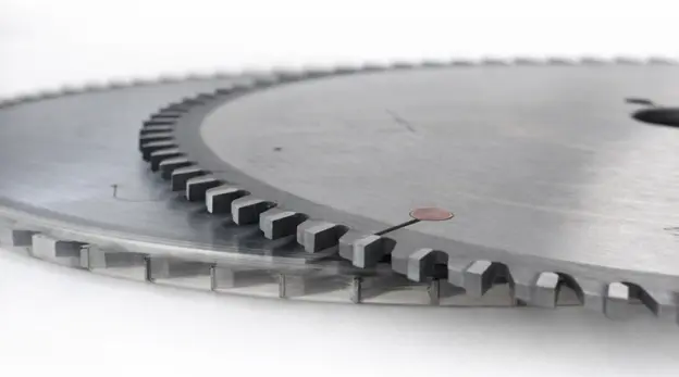 zeby-weglikowe-do-pil-do-przemyslowych-zastosowan