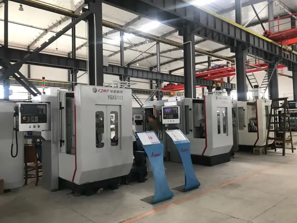 maszyny-cnc-do-dlutowania-obwiedniowego-cjmt-tradensa-1