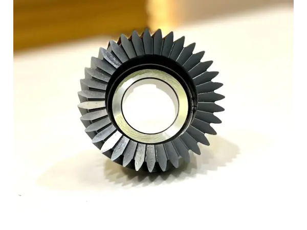 Narzedzie-do-power-skivingu-scuddingu